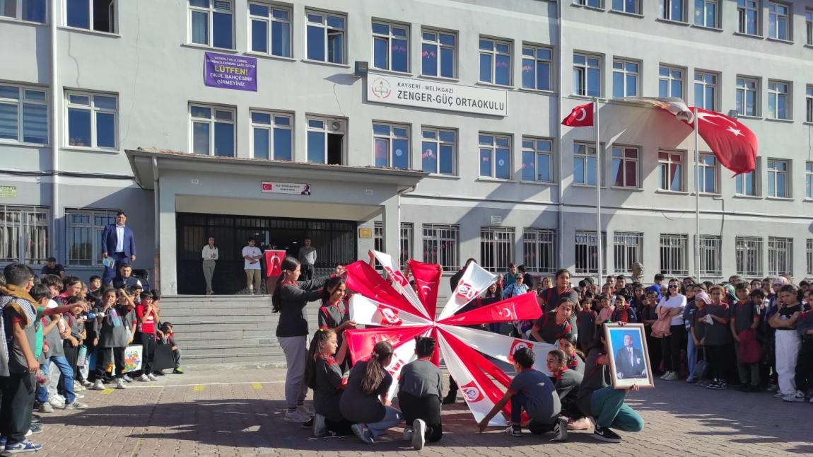 29 Ekim Cumhuriyet Bayramı okulumuzda coşku ile kutlandı.